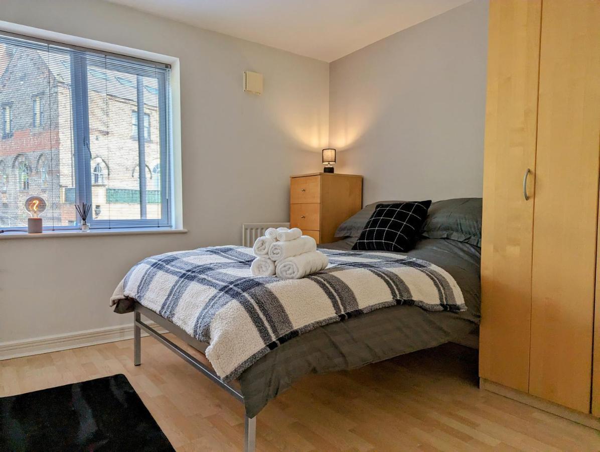 Quayside Apartment With Riverside Views & Parking Newcastle Upon Tyne Kültér fotó